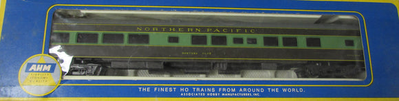 HO Scale AHM/Rivarossi, Observation Car, Northern Pacific Green Montana Club 644