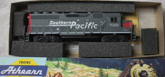 Athearn Blue Box GP35 Southern Pacific
