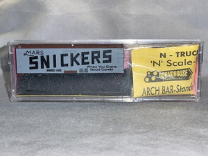 "Old Timer" Billboard Snickers Candy Refrigerator Car Roundhouse 8701-36