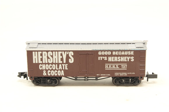 36' billboard reefer of the Hershey's Chocolate & Cocoa 727 N scale Roundhouse