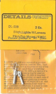 Details West HO Ditch Lights with Lenses, Pilot-Top Mount "EMD"