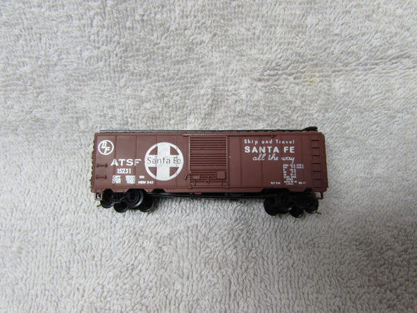 Kadee/MTL Santa Fe 40' standard plug door Boxcar