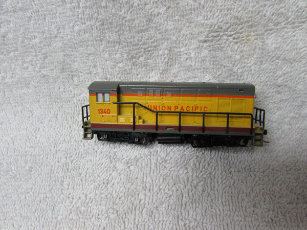 Minitrix 2004-1 Fairbanks Morse UP Diesel H-12-44 Loco #1340