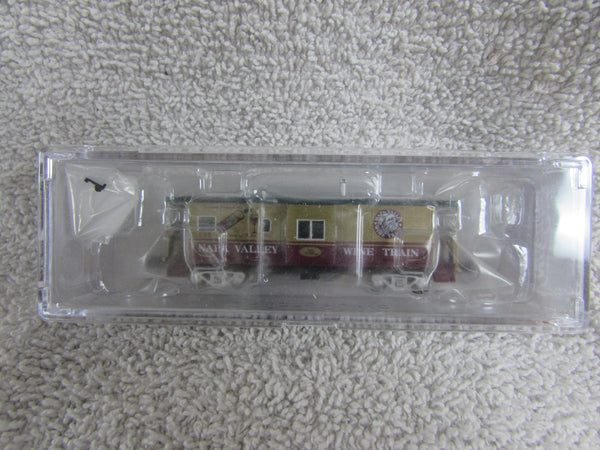 Napa Valley Wine Train N scale Bay Window Caboose