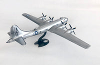 Atlantis Models Boeing B-29 Superfortress 1:120 with Swivel Stand