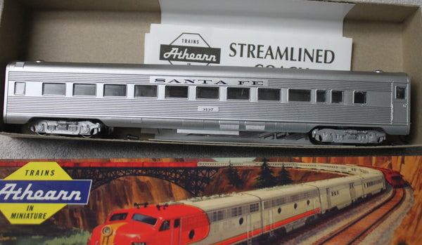 Athearn SF streamlined coach