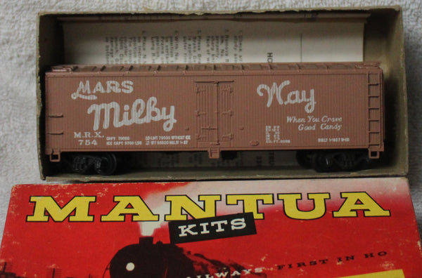 Mantua Mars box car