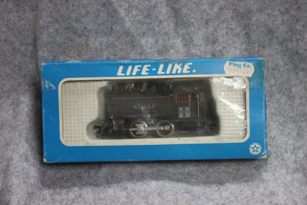 Lifelike 0-8-0