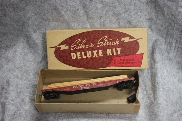 Silver Streak Deluxe Kit -  Flat car with load