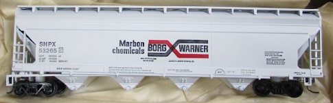 Athearn Blue Box "Borg Warner" - 55' Center Flow Hopper