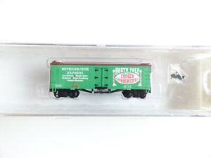 N Scale - Roundhouse - 8946 - Reefer, Ice, 36 Foot, Wood, Truss Rod - North Pole Frozen Condiments - 1999