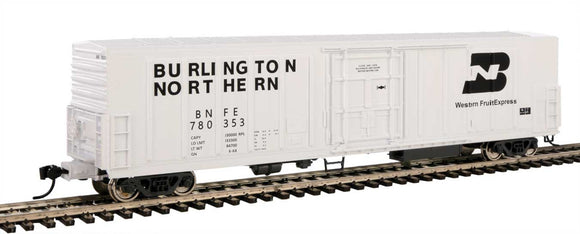 Walthers 910-3952 57' Mechanical Reefer - Burlington Northern BNFE #780353 HO Scale