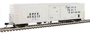 Walthers Mainline 910-3964 HO 57ft Mechanical Reefer, Southern Pacific SPFE #456212